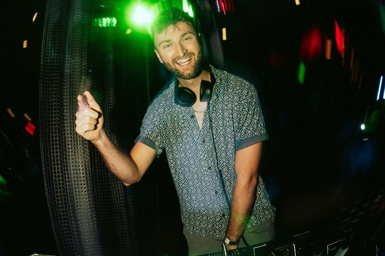 Professioneller DJ DJ Stummer in Action